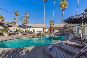 Casa Oliver Hotel & Resort - A Gay Men's Resort