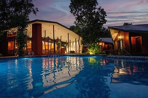 Vyna Hillock Resort and Spa