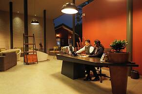 Vyna Hillock Resort and Spa