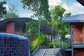 Vyna Hillock Resort and Spa