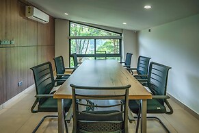 Vyna Hillock Resort and Spa