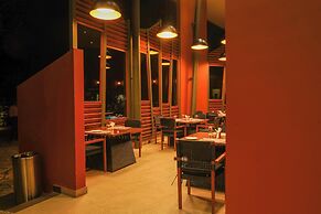 Vyna Hillock Resort and Spa