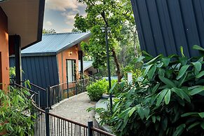 Vyna Hillock Resort and Spa