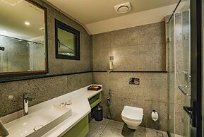 Vyna Hillock Resort and Spa