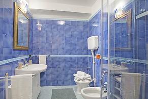 Robert House 50m From The Lake