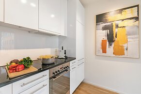 Novos Contrada Apartments