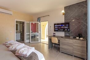 Ta'Battista B&B with pool Ix-Xwejni