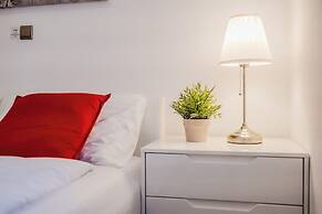 Red Vibe Studio Central 1