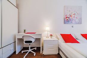 Red Vibe Studio Central 1