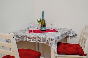 Red Vibe Studio Central 1