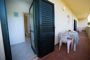 Le Onde Apartment 5 With Pool and Sea