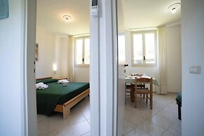 Le Onde Apartment 5 With Pool and Sea