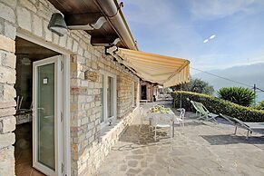 Gargnano Apartments