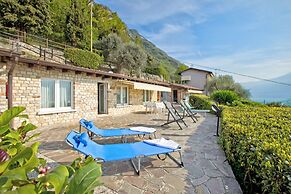 Gargnano Apartments