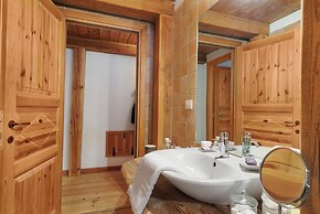 Gleise Lodge apartment