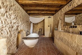 Amalen Suites Adults Only