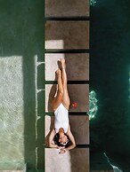 Amalen Suites Adults Only