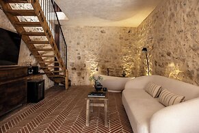 Amalen Suites Adults Only