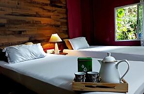 Babblers Inn By GRB
