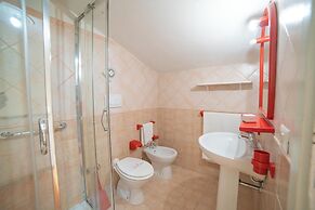 Villa 1 Sunset with Pool on Seashore