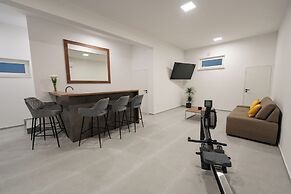 Villa Cataleya with private heated pool