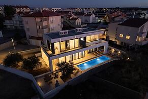 Villa Cataleya with private heated pool