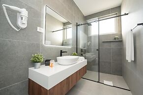 Villa Cataleya with private heated pool