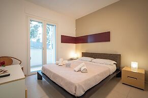 Villa Torricella With Sunny Garden