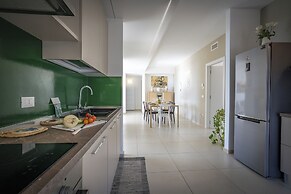 Villa Torricella With Sunny Garden