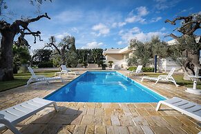 Villa Torricella With Sunny Garden