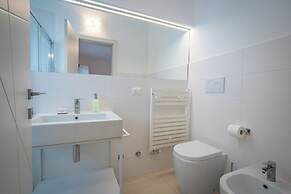 Villa Torricella With Sunny Garden