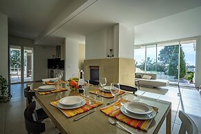 Villa Torricella With Sunny Garden