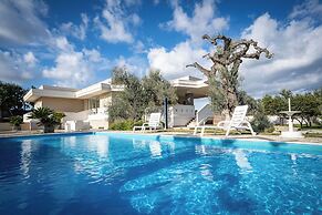 Villa Torricella With Sunny Garden