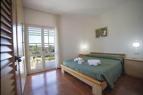 Alba Apartment 3 With Pool and Sea