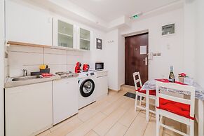 Red Vibe Studio Central 2