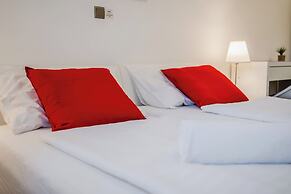 Red Vibe Studio Central 2