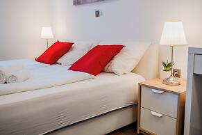 Red Vibe Studio Central 2