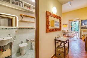 Florence Center Apt Private Garden