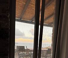 Tzia Stone Modern Studio with Sea View