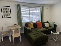 Edgbaston Birmingham Apartment