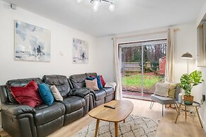 Spacious 4-Bedroom 2-Bath Home in Bywood