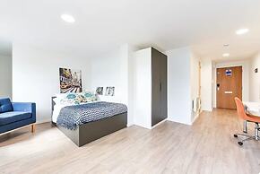 Student Only The Towpath