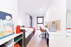 Student Only The Towpath