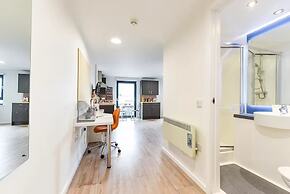 Student Only The Towpath