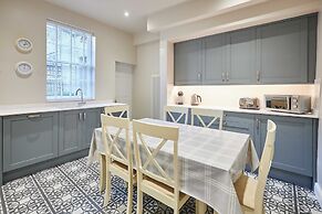 Host Stay Dalton House