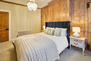 Host Stay Dalton House