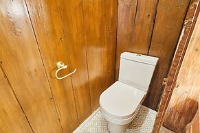 Host Stay Dalton House