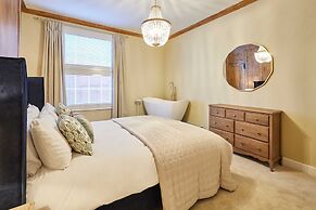 Host Stay Dalton House