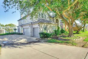 Lakefront Home w/ Pool, Patio & Views in Rockwall