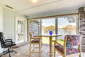 Lakefront Home w/ Pool, Patio & Views in Rockwall